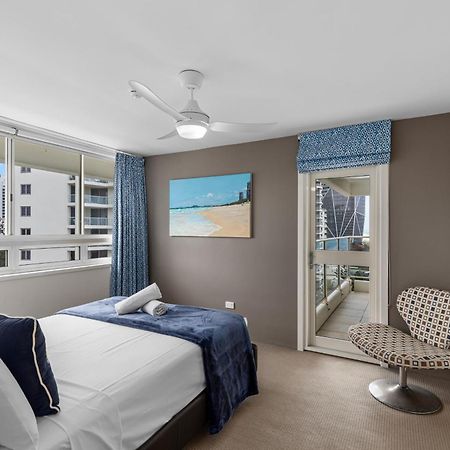 Viscount On The Beach Gold Coast Exterior photo