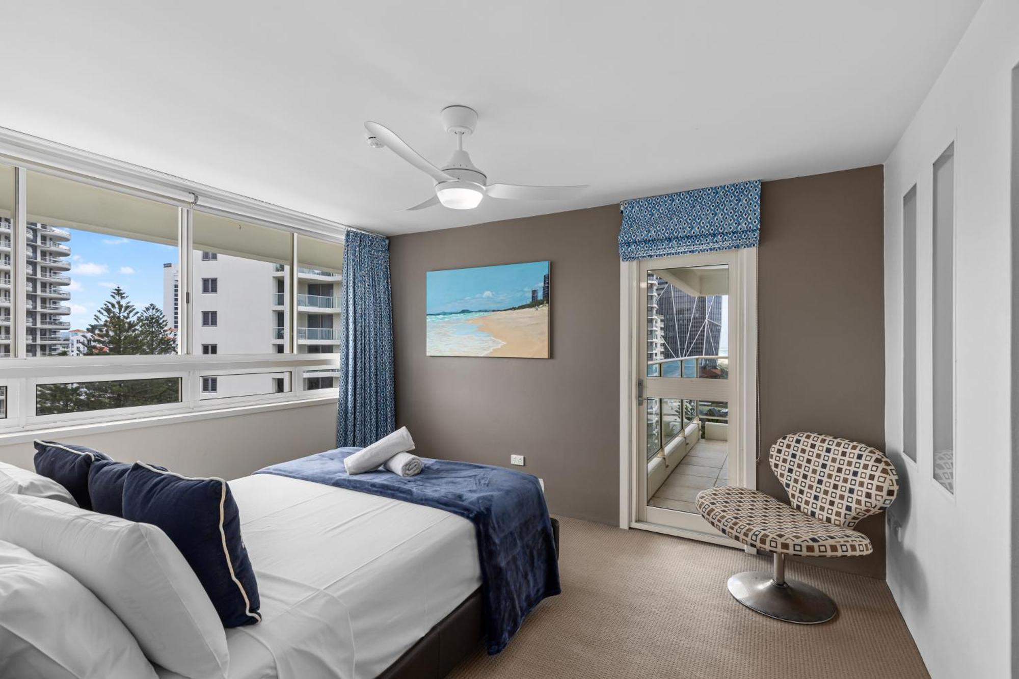 Viscount On The Beach Gold Coast Exterior photo