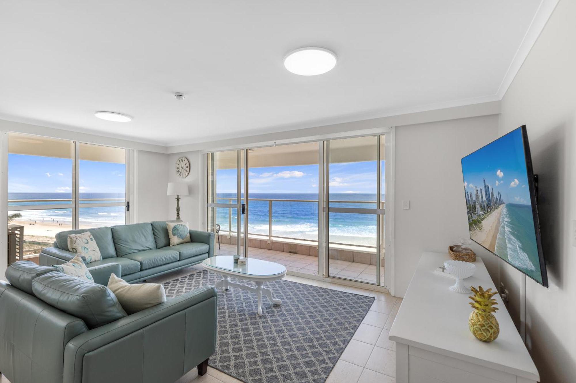 Viscount On The Beach Gold Coast Exterior photo